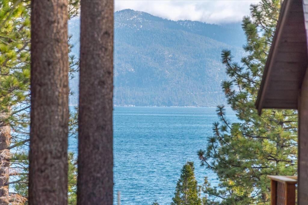 Coziest Cabin In Tahoe W Stone Fireplace Comfy Beds Close To Slopes & Lake Carnelian Bay المظهر الخارجي الصورة