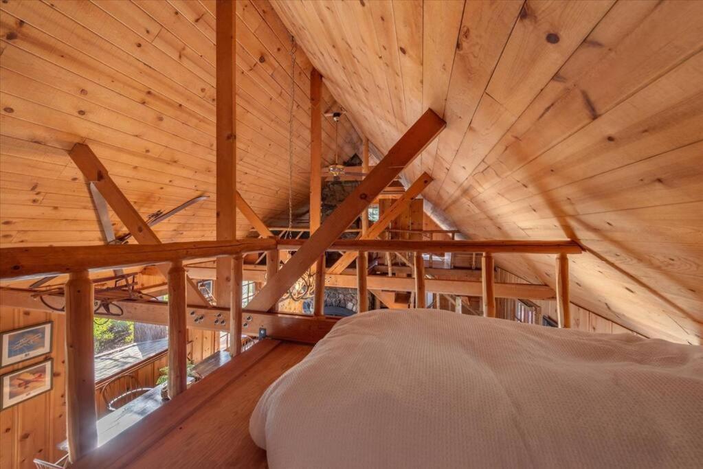 Coziest Cabin In Tahoe W Stone Fireplace Comfy Beds Close To Slopes & Lake Carnelian Bay المظهر الخارجي الصورة