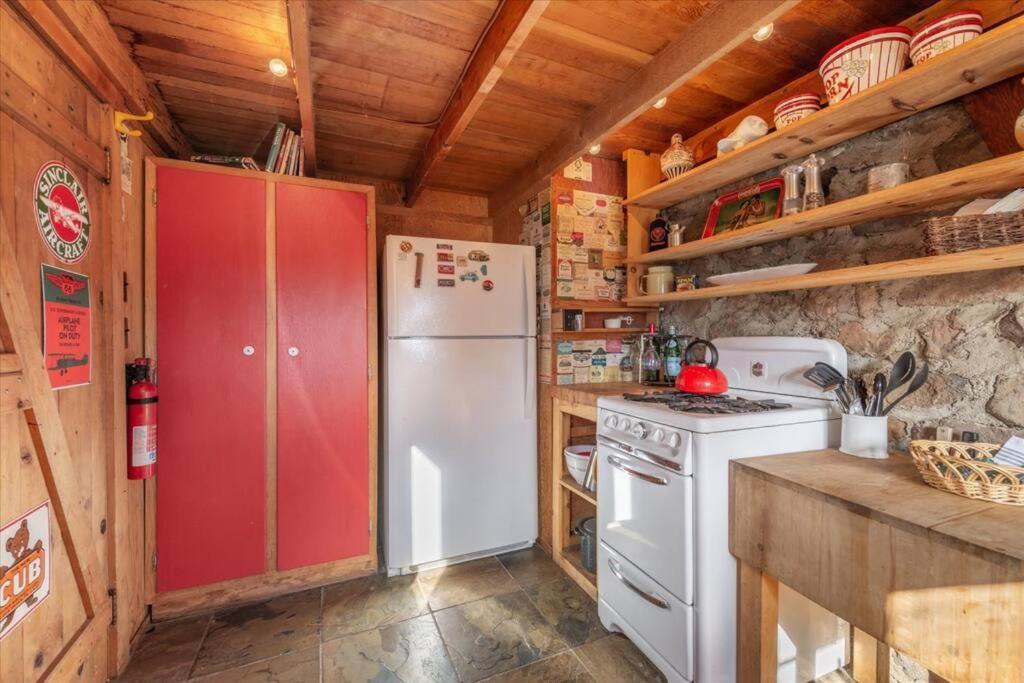 Coziest Cabin In Tahoe W Stone Fireplace Comfy Beds Close To Slopes & Lake Carnelian Bay المظهر الخارجي الصورة