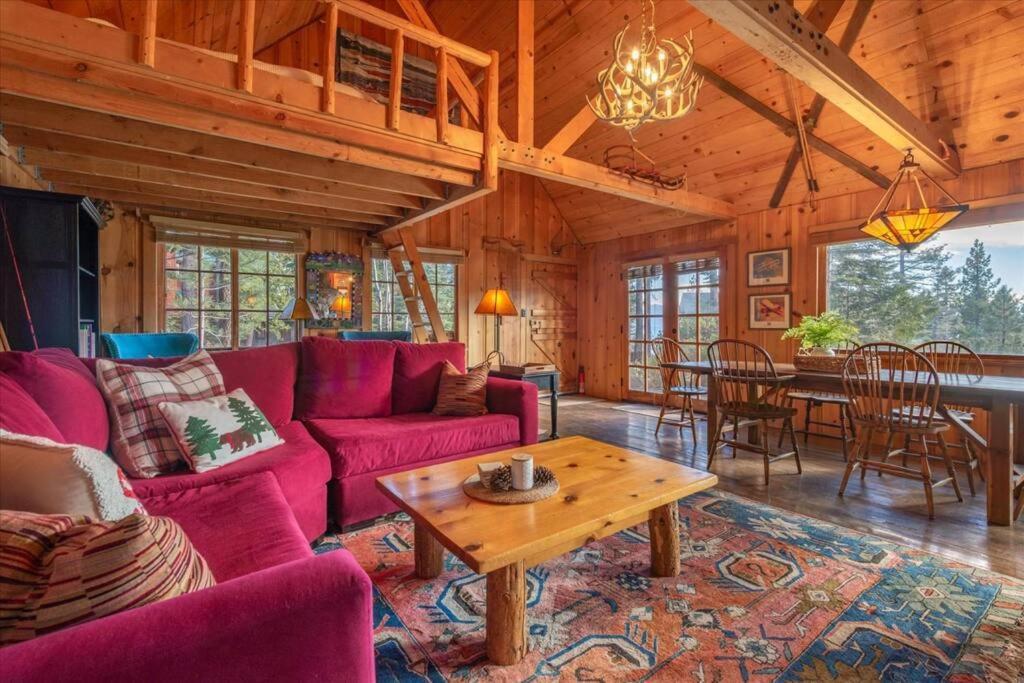 Coziest Cabin In Tahoe W Stone Fireplace Comfy Beds Close To Slopes & Lake Carnelian Bay المظهر الخارجي الصورة