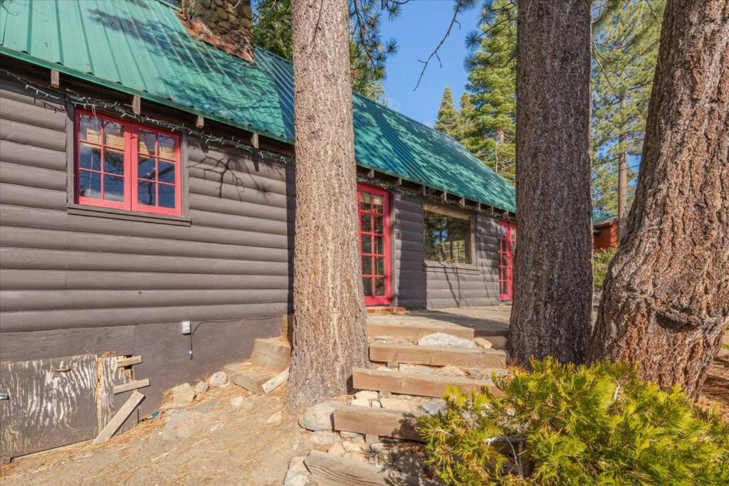 Coziest Cabin In Tahoe W Stone Fireplace Comfy Beds Close To Slopes & Lake Carnelian Bay المظهر الخارجي الصورة